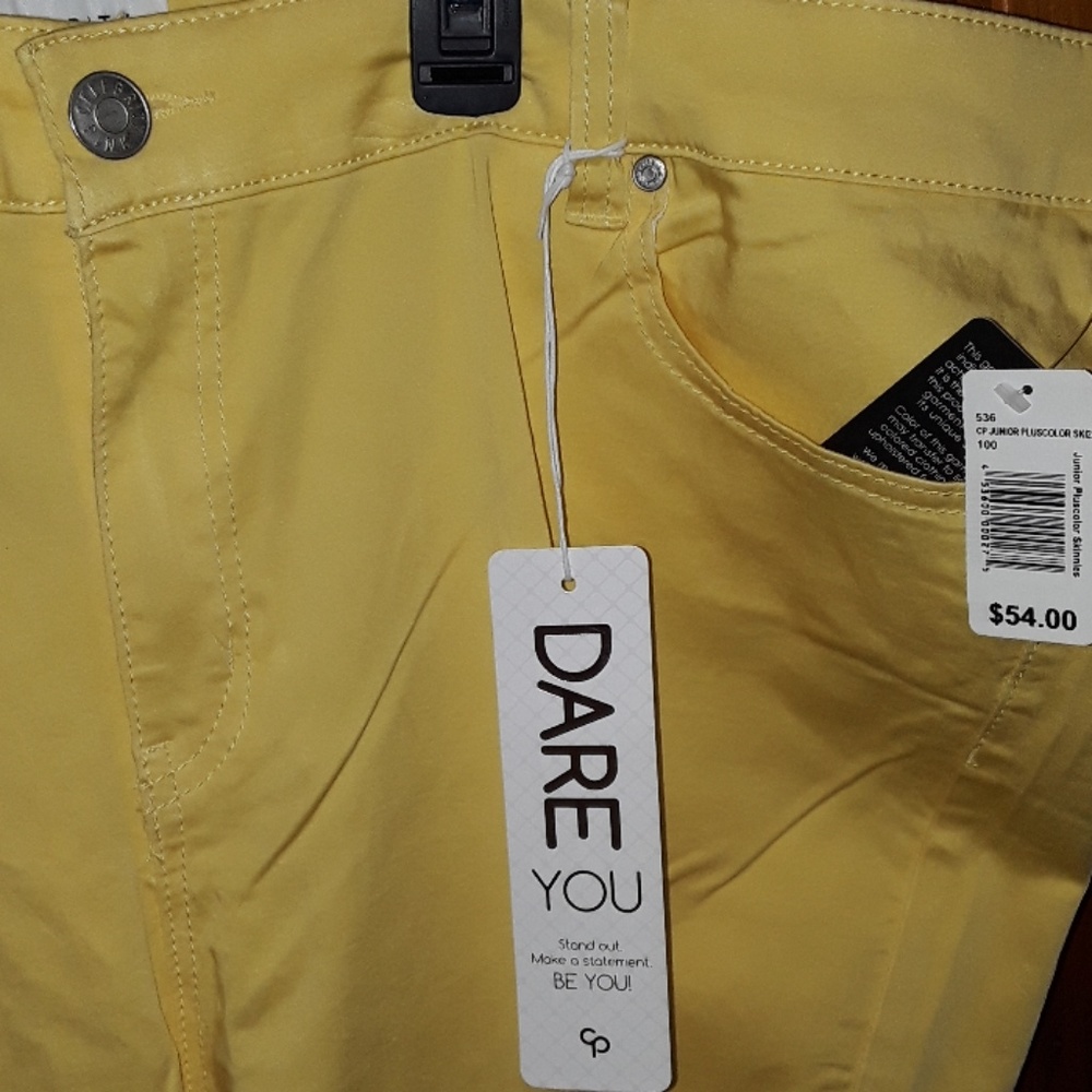 [Celebrity Pink] yellow jeans
